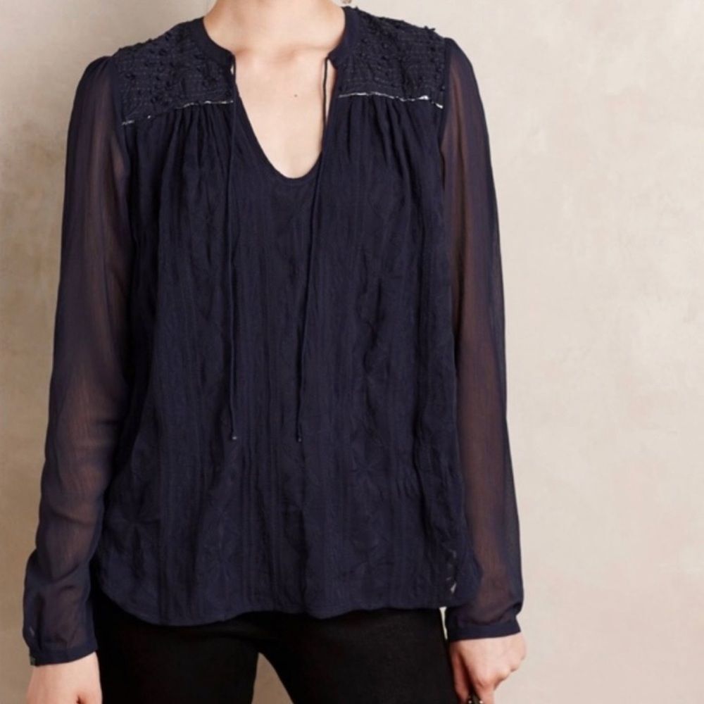NWT Anthropologie Tiny Navy Embroidered Blouse Tie‎ Neck Womens Medium Sheer